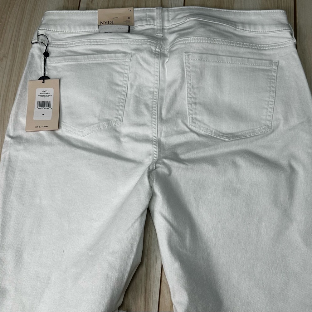 NYDJ Capri Double Snap With Slide Slit Size 14 Optic White Style# MCWDCP8011 New - Picture 6 of 13